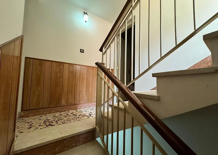 Avola Center Home